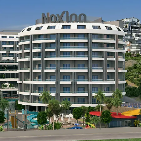 Otel Noxinn Deluxe Konaklı