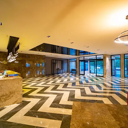 Hotel Noxinn Deluxe 5*