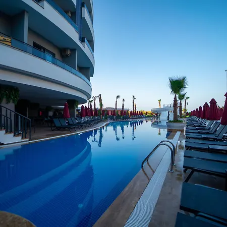 Noxinn Deluxe 5* Konaklı