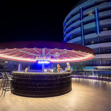فندق Noxinn Deluxe 5*