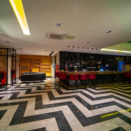 Noxinn Deluxe 5* Konaklı